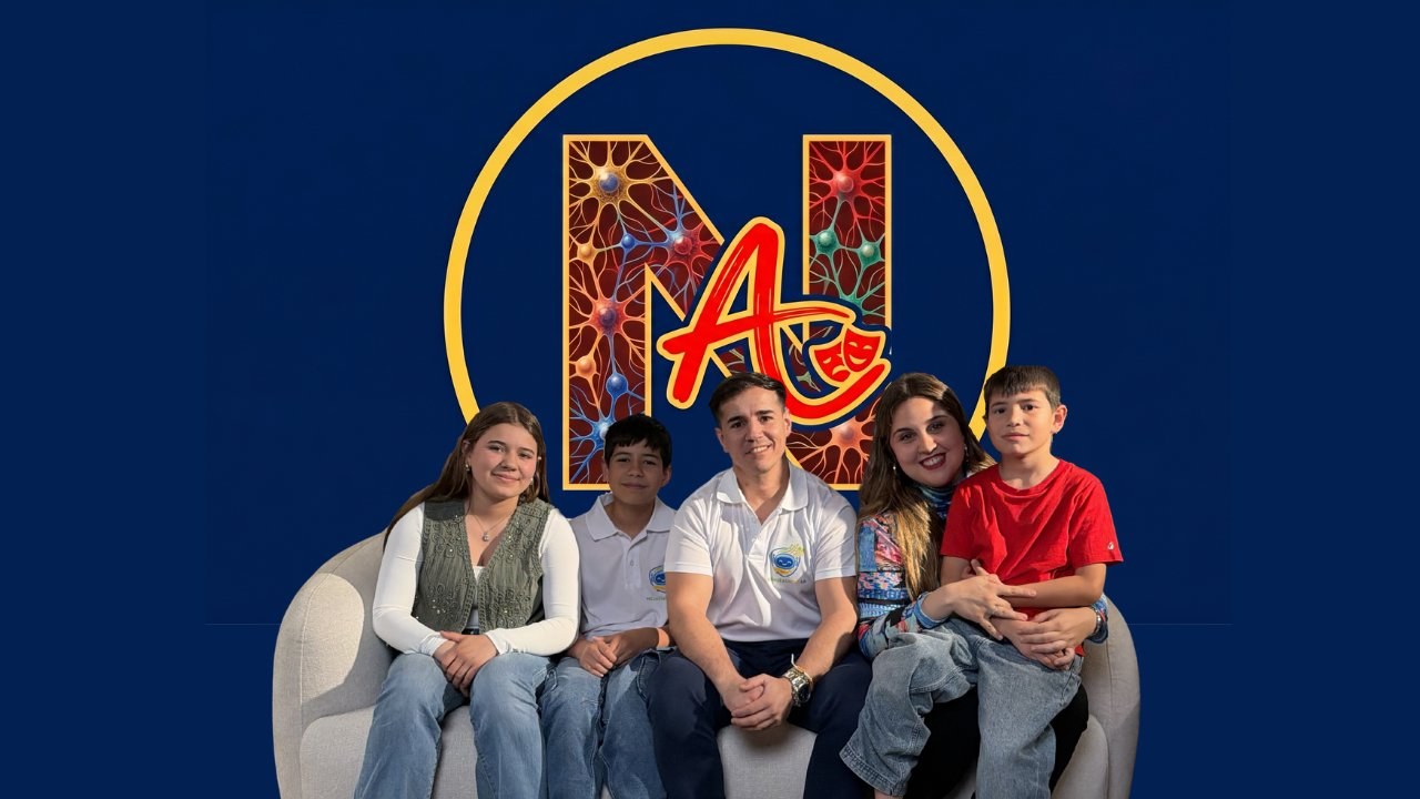 Lara y Jose con sus hijos